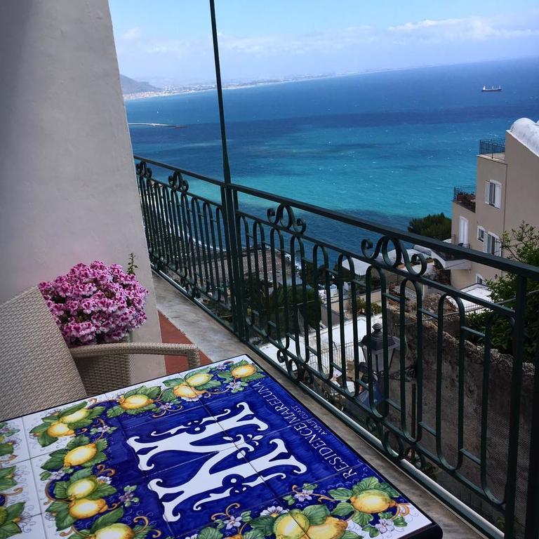 Residence Mareluna - Amalfi Coast Виетри Экстерьер фото